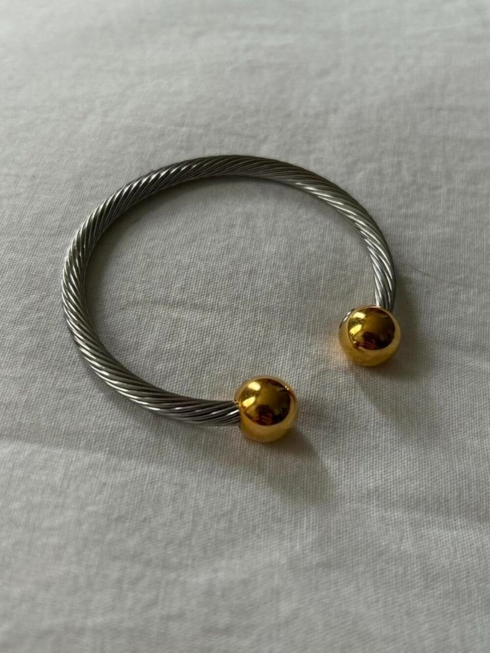 Two Toned C Shaped Magnet Therapy Twisted Cable Bracelet